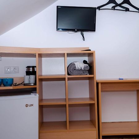 Mansarda Mica Cu Baie Proprie Leilighet Cluj-Napoca Eksteriør bilde